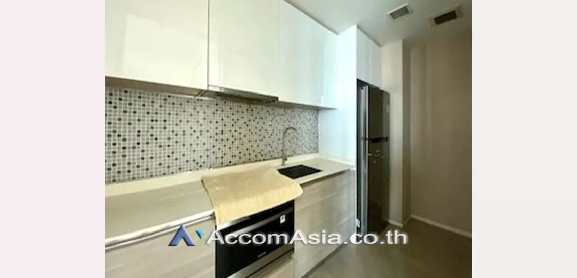  2 Bedrooms  Condominium For Rent in Sukhumvit, Bangkok  near BTS Asok (AA30135)