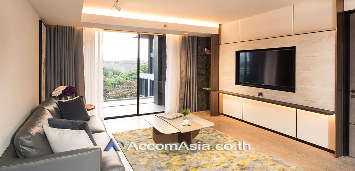  2 Bedrooms  Apartment For Rent in Sukhumvit, Bangkok  near BTS Asok (AA30161)