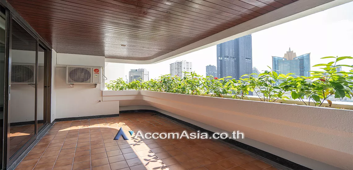 Pet friendly |  3 Bedrooms  Apartment For Rent in Sukhumvit, Bangkok  near BTS Asok - MRT Sukhumvit (AA30166)