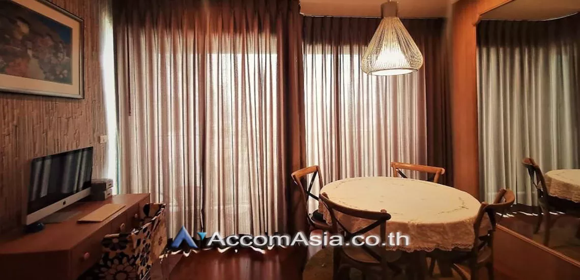  1 Bedroom  Condominium For Rent in Sathorn, Bangkok  near BTS Chong Nonsi - BRT Thanon Chan (AA30170)