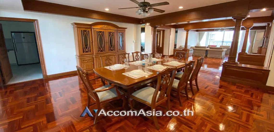 Pet friendly |  4 Bedrooms  Apartment For Rent in Sukhumvit, Bangkok  near BTS Asok - MRT Sukhumvit (AA30181)