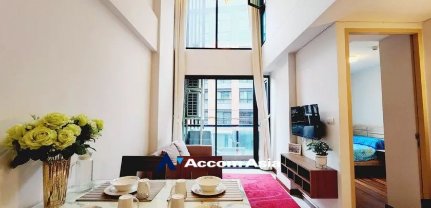 Double High Ceiling, Duplex Condo |  2 Bedrooms  Condominium For Rent in Sukhumvit, Bangkok  near BTS Thong Lo (AA30208)