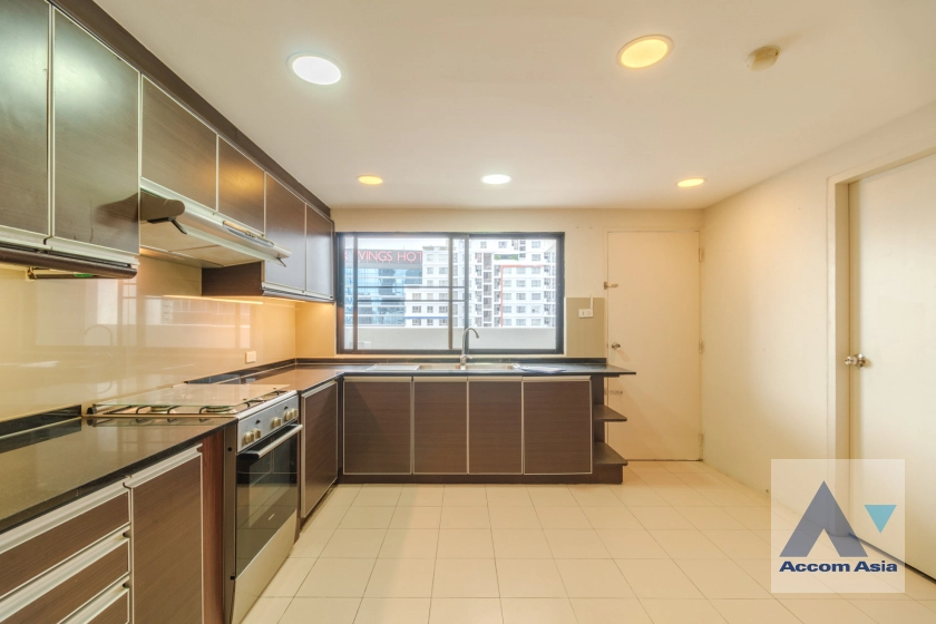 8  3 br Condominium For Rent in Sukhumvit ,Bangkok BTS Phrom Phong at Regent On The Park 1 AA30220