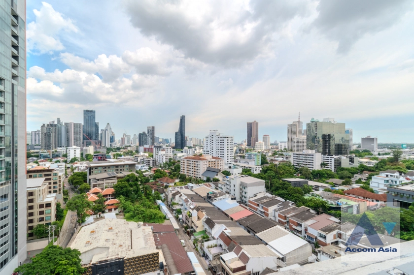 30  3 br Condominium For Rent in Sukhumvit ,Bangkok BTS Phrom Phong at Regent On The Park 1 AA30220