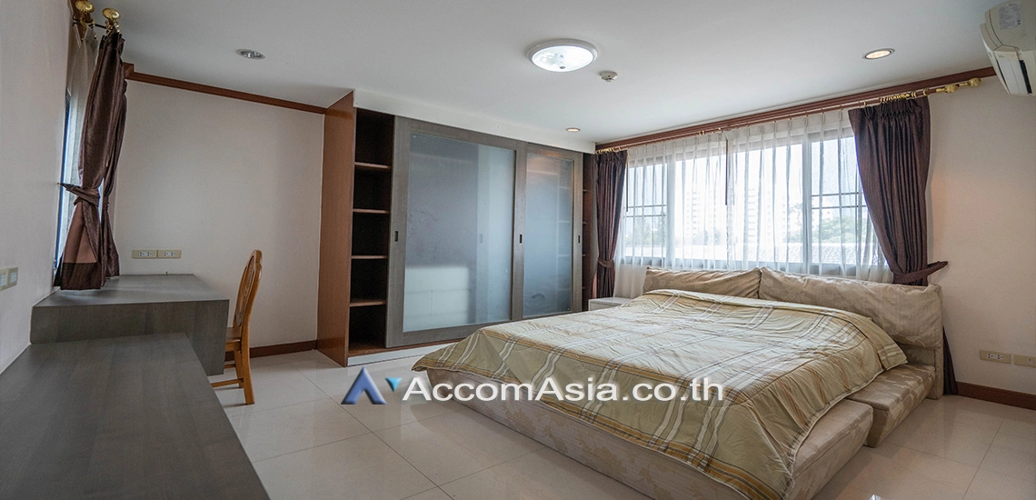 8  3 br Apartment For Rent in Sukhumvit ,Bangkok BTS Ekkamai at Spacious Room AA30221