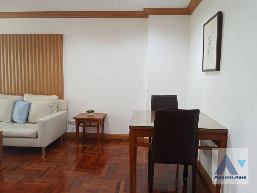  1 Bedroom  Condominium For Rent in Sathorn, Bangkok  near MRT Khlong Toei (AA30225)