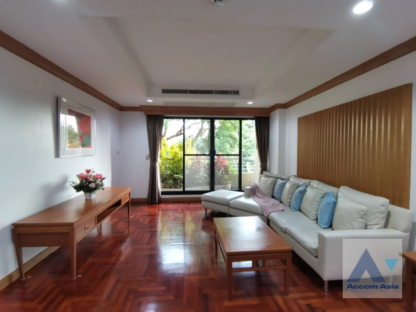  1 Bedroom  Condominium For Rent in Sathorn, Bangkok  near MRT Khlong Toei (AA30225)