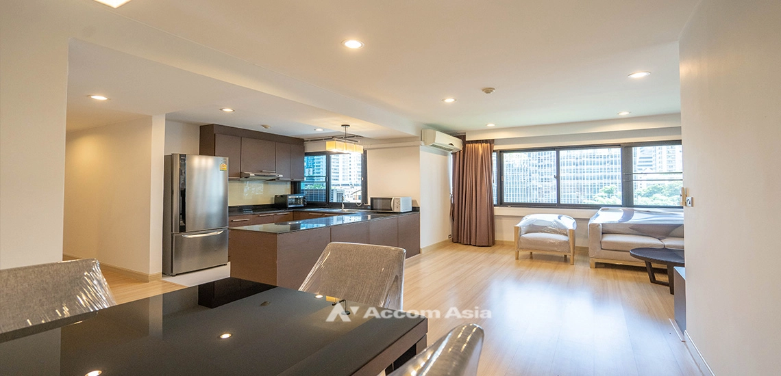  3 Bedrooms  Apartment For Rent in Sukhumvit, Bangkok  near BTS Asok - MRT Sukhumvit (AA30232)