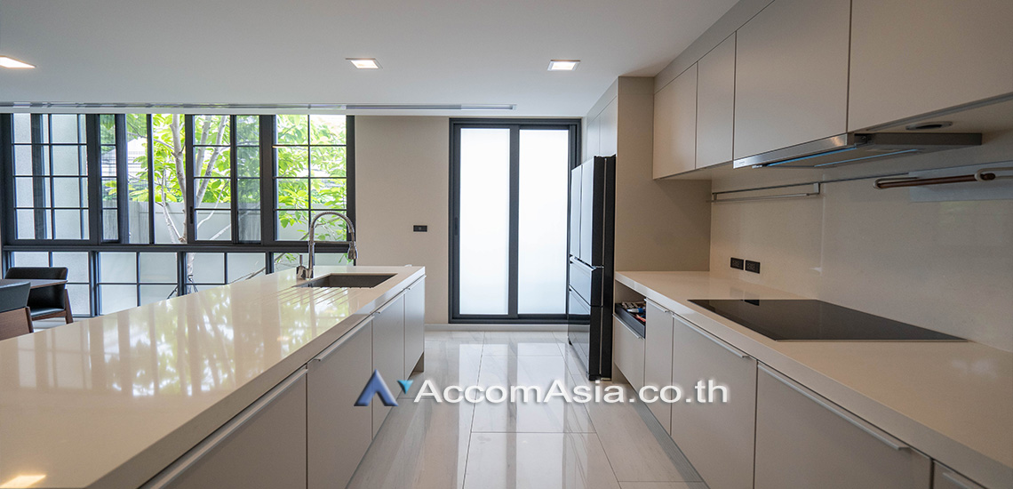 7  4 br Townhouse for rent and sale in Sukhumvit ,Bangkok BTS Asok - MRT Sukhumvit at Quarter 31 AA30237