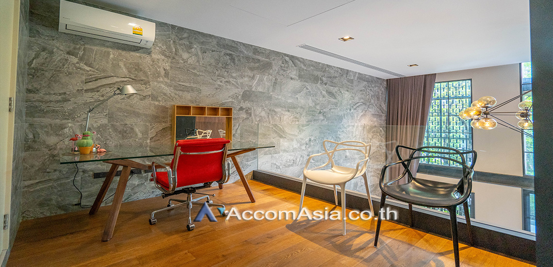 15  4 br Townhouse for rent and sale in Sukhumvit ,Bangkok BTS Asok - MRT Sukhumvit at Quarter 31 AA30237