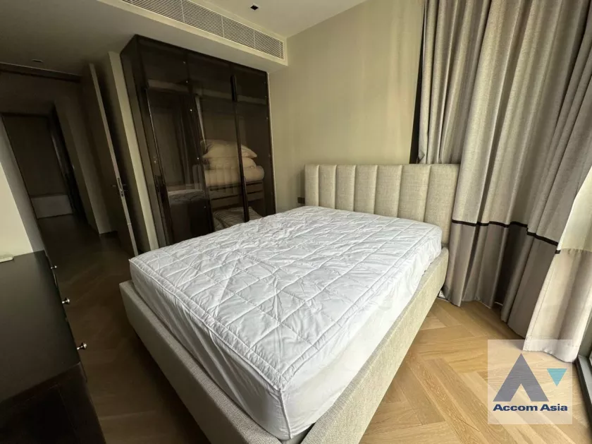  2 Bedrooms  Condominium For Rent in Sukhumvit, Bangkok  near BTS Ekkamai (AA30257)