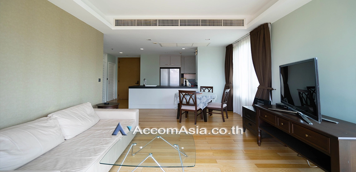  2 Bedrooms  Condominium For Rent in Ploenchit, Bangkok  near BTS Ploenchit - MRT Lumphini (AA30259)