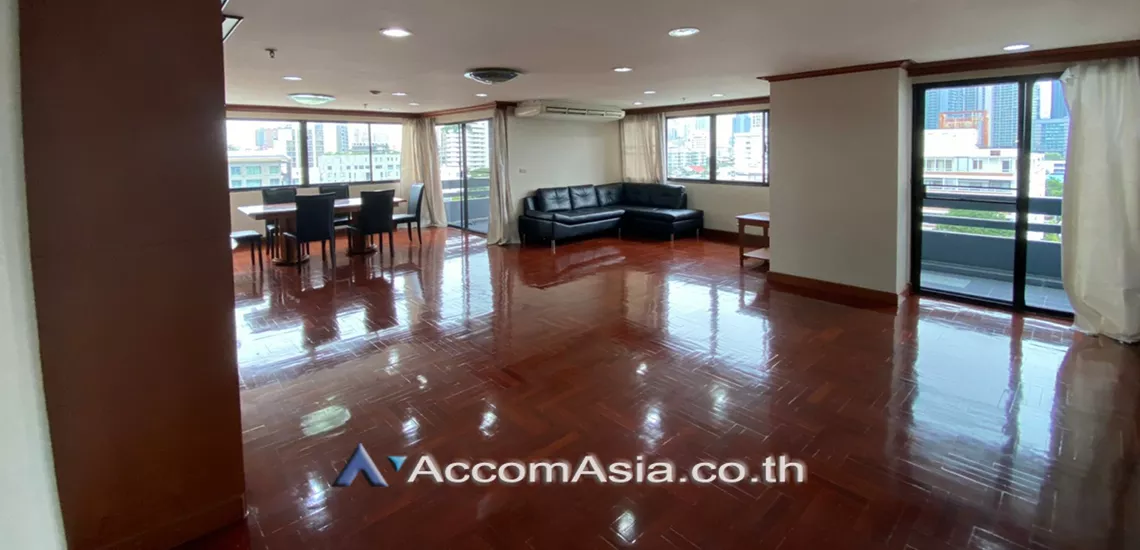 Pet friendly |  2 Bedrooms  Apartment For Rent in Sukhumvit, Bangkok  near BTS Phrom Phong (AA30272)