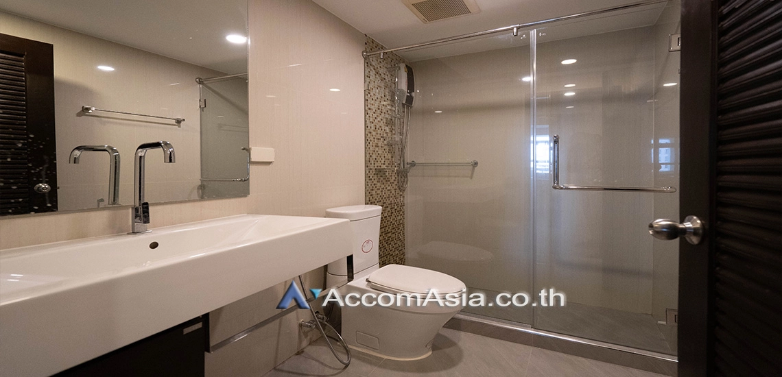 10  3 br Condominium For Rent in Sukhumvit ,Bangkok BTS Phrom Phong at Royal Castle AA30276