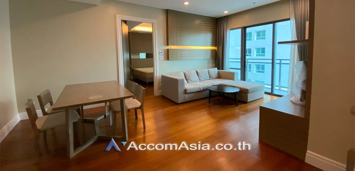  2 Bedrooms  Condominium For Rent in Sukhumvit, Bangkok  near BTS Phrom Phong (AA30279)