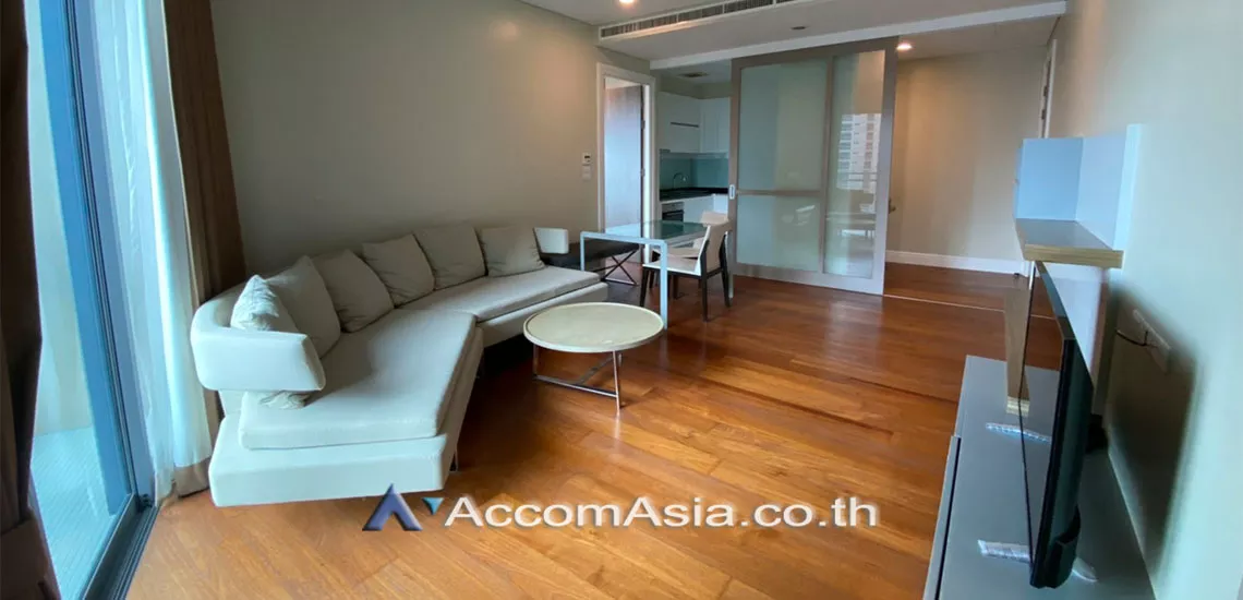  2 Bedrooms  Condominium For Rent in Sukhumvit, Bangkok  near BTS Phrom Phong (AA30280)