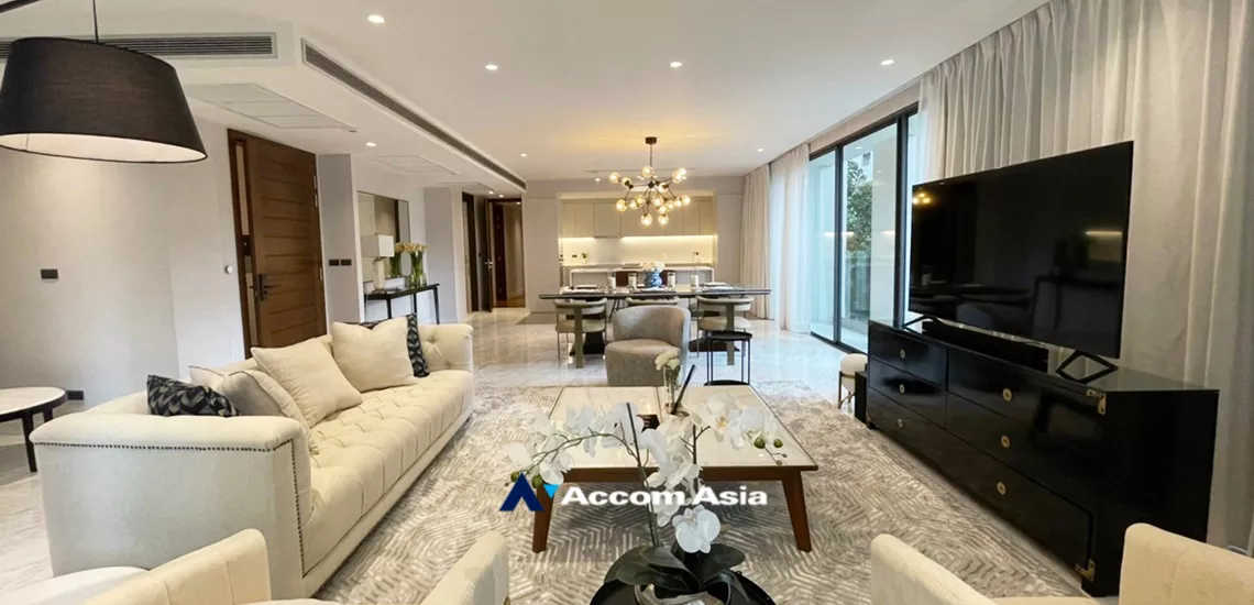 Luxury, Pet friendly |  3 Bedrooms  Condominium For Sale in Sukhumvit, Bangkok  near BTS Thong Lo (AA30284)