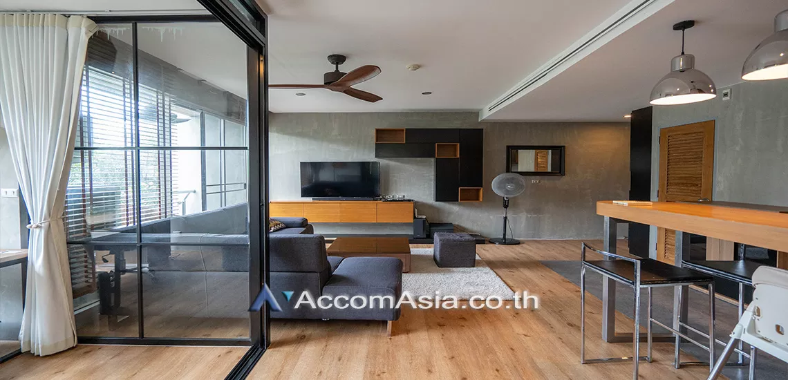  3 Bedrooms  Condominium For Rent in Sukhumvit, Bangkok  near BTS Thong Lo (AA30290)