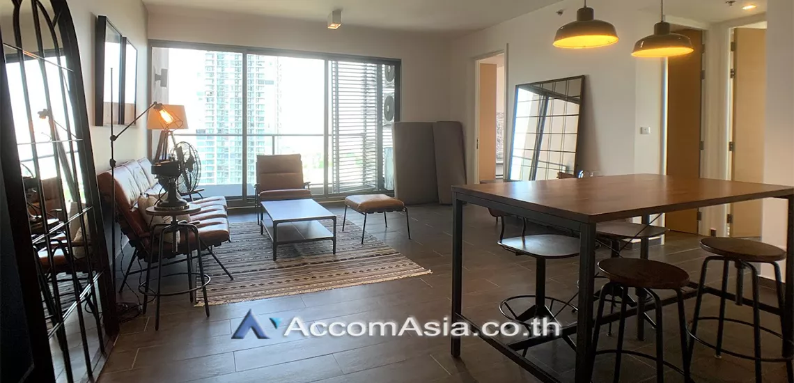  2 Bedrooms  Condominium For Rent in Sukhumvit, Bangkok  near BTS Ekkamai (AA30325)