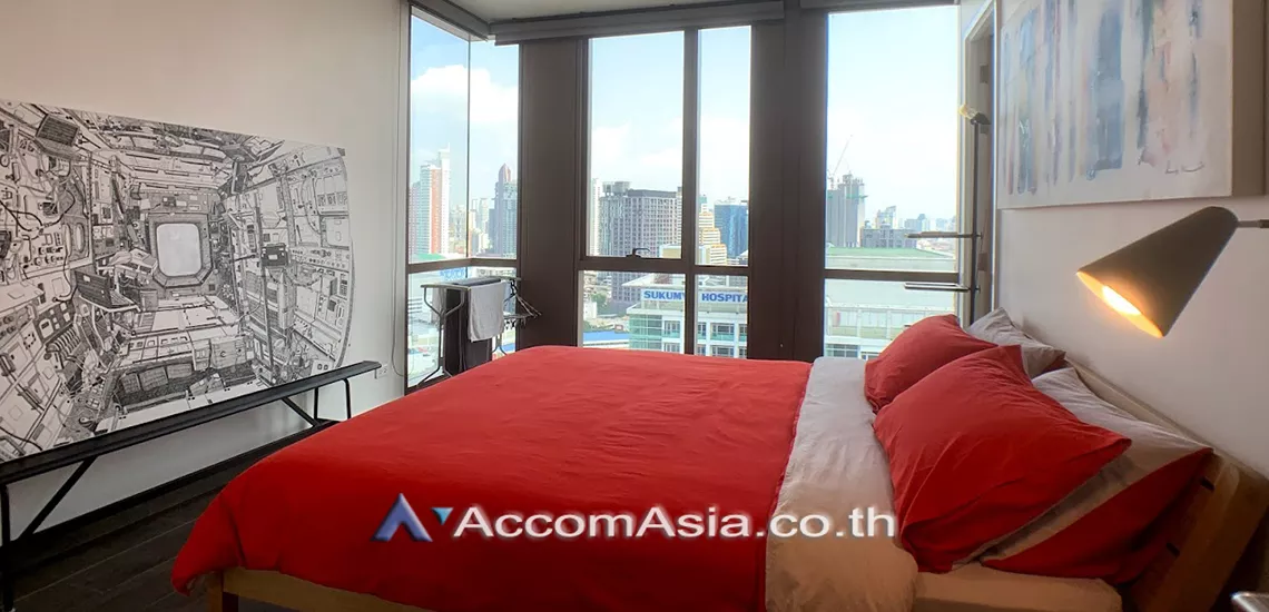  2 Bedrooms  Condominium For Rent in Sukhumvit, Bangkok  near BTS Ekkamai (AA30325)