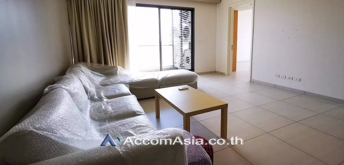  2 Bedrooms  Condominium For Rent in Sukhumvit, Bangkok  near BTS Ekkamai (AA30327)