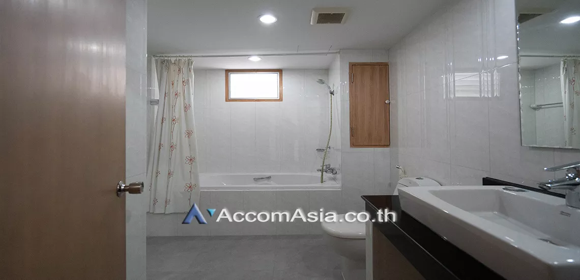 10  3 br Condominium For Rent in Sukhumvit ,Bangkok BTS Phrom Phong at Regent On The Park 3 AA30334