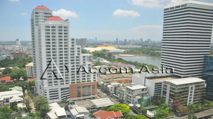  2 Bedrooms  Condominium For Rent in Sukhumvit, Bangkok  near BTS Asok - MRT Sukhumvit (24485)