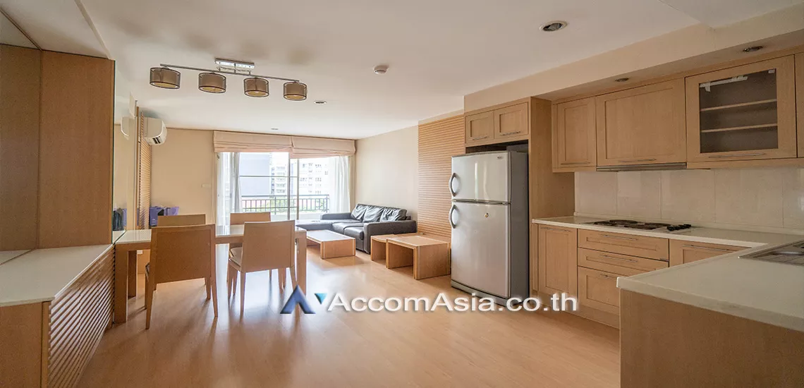  2 Bedrooms  Condominium For Rent in Sukhumvit, Bangkok  near BTS Ekkamai (AA30336)