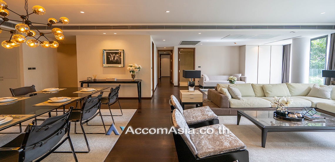 Pet friendly condominium for rent in Sukhumvit, Bangkok Code AA30339