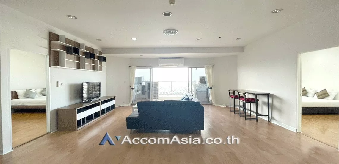 Pet friendly |  4 Bedrooms  Condominium For Rent in Sukhumvit, Bangkok  near BTS Phrom Phong (AA30346)