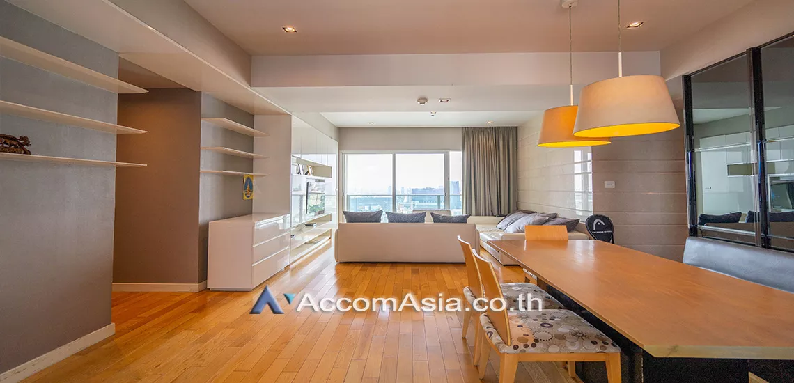  3 Bedrooms  Condominium For Rent in Sukhumvit, Bangkok  near BTS Asok - MRT Sukhumvit (AA30347)