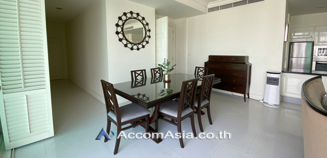  3 Bedrooms  Condominium For Rent in Sukhumvit, Bangkok  near BTS Phrom Phong (AA30348)