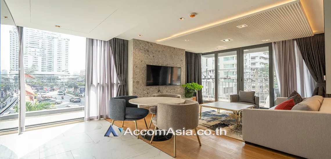  2 Bedrooms  Apartment For Rent in Sukhumvit, Bangkok  near BTS Phrom Phong (AA30362)