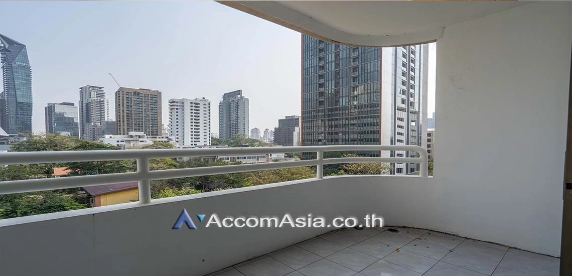 Big Balcony, Pet friendly |  3 Bedrooms  Condominium For Rent in Sukhumvit, Bangkok  near BTS Phrom Phong (24489)