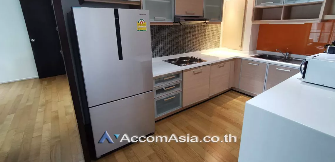  2 Bedrooms  Condominium For Rent in Sukhumvit, Bangkok  near BTS Phrom Phong (AA30377)