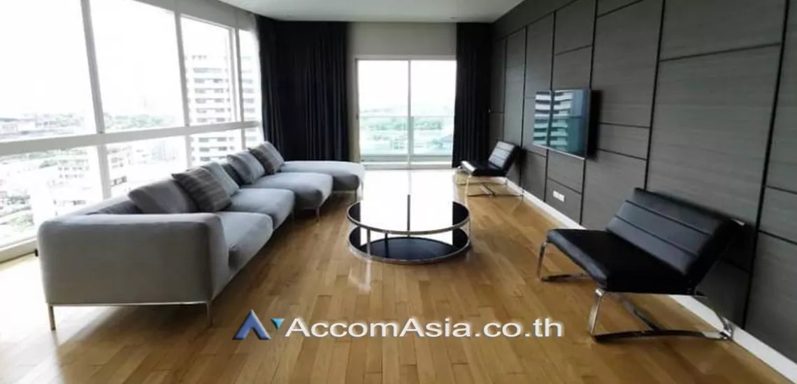  3 Bedrooms  Condominium For Rent in Sukhumvit, Bangkok  near BTS Asok - MRT Sukhumvit (AA30384)