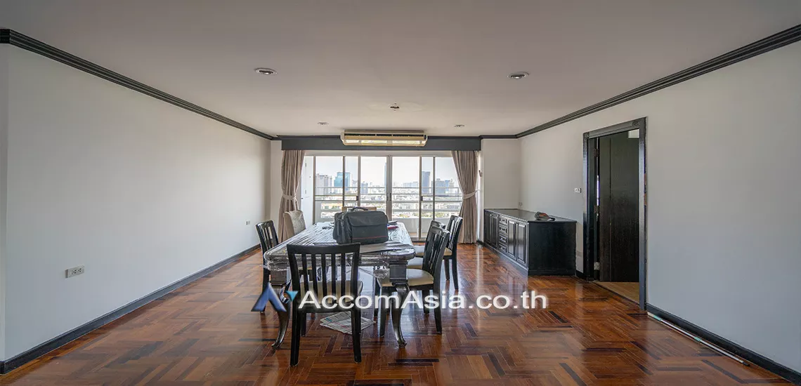  3 Bedrooms  Condominium For Rent in Sukhumvit, Bangkok  near BTS Phrom Phong (AA30399)