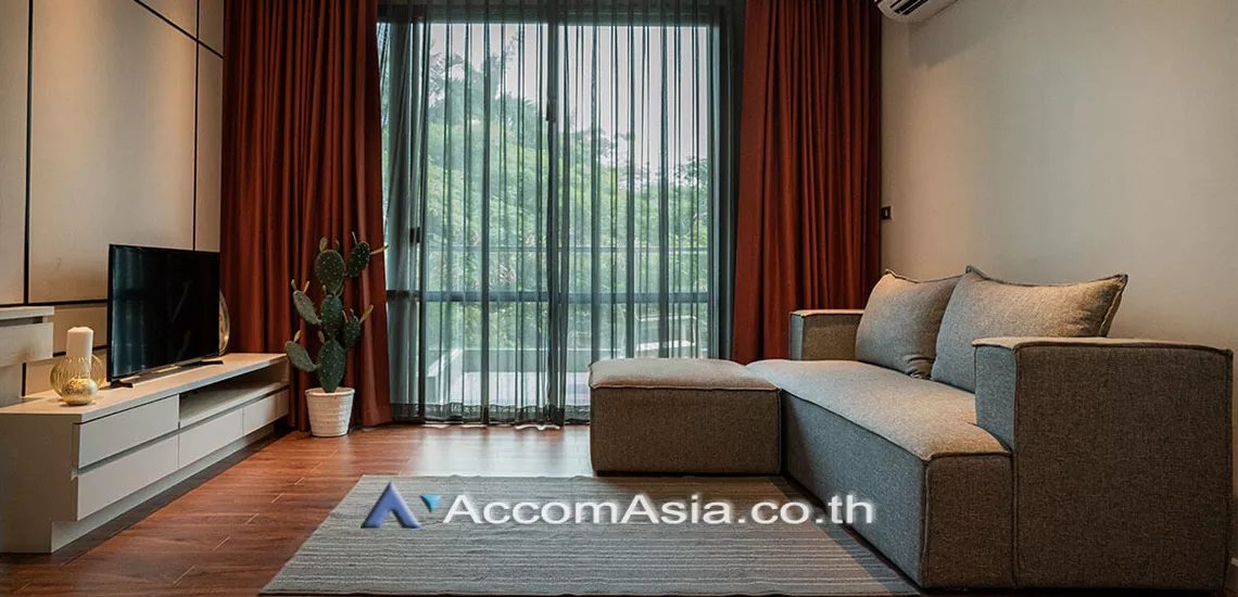  3 Bedrooms  Apartment For Rent in Sukhumvit, Bangkok  near BTS Thong Lo (AA30407)