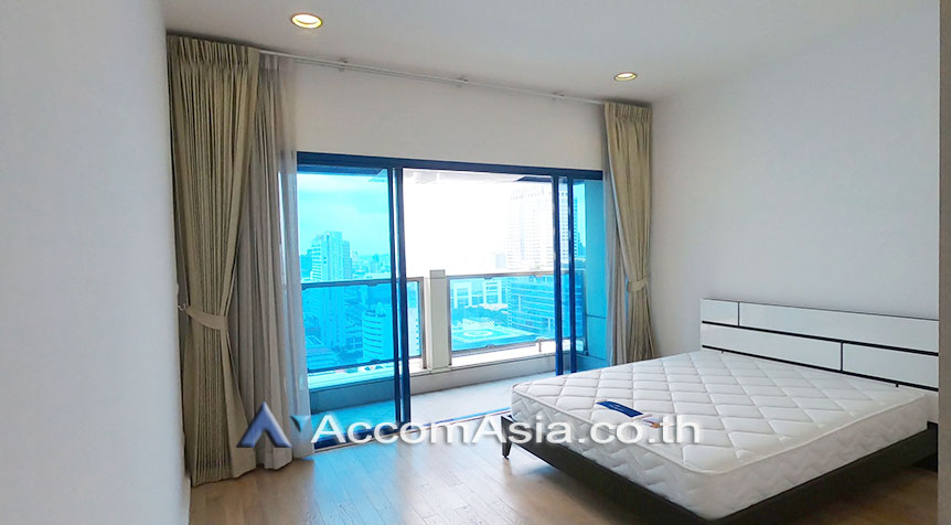 9  3 br Condominium For Rent in Ploenchit ,Bangkok BTS Chitlom at Royal Maneeya Executive Residence AA30421