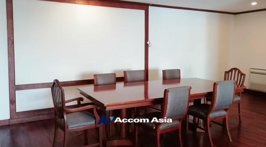 Pet friendly |  2 Bedrooms  Apartment For Rent in Sukhumvit, Bangkok  near BTS Nana - MRT Sukhumvit (AA30430)