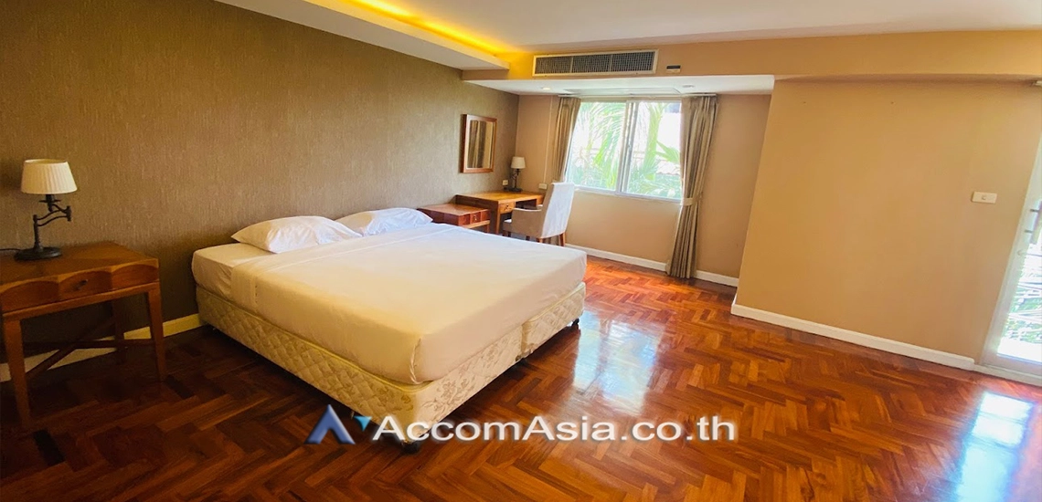  1 Bedroom  Apartment For Rent in Sathorn, Bangkok  near MRT Khlong Toei (AA30433)