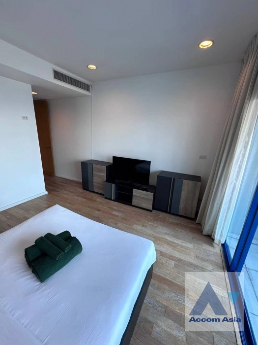 7  2 br Condominium For Rent in Ploenchit ,Bangkok BTS Chitlom at Royal Maneeya Executive Residence AA30439