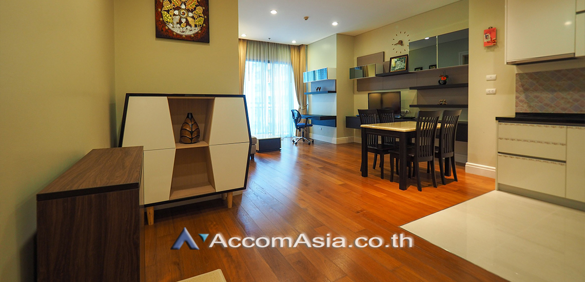  1 Bedroom  Condominium For Rent in Sukhumvit, Bangkok  near BTS Phrom Phong (AA30440)