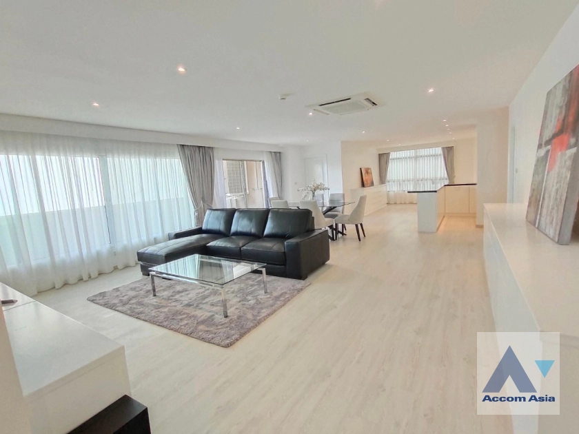 4  2 br Condominium for rent and sale in Silom ,Bangkok BTS Sala Daeng - MRT Silom at Silom Condominium AA30459