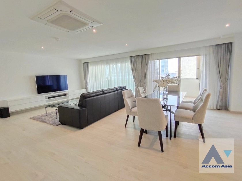 5  2 br Condominium for rent and sale in Silom ,Bangkok BTS Sala Daeng - MRT Silom at Silom Condominium AA30459