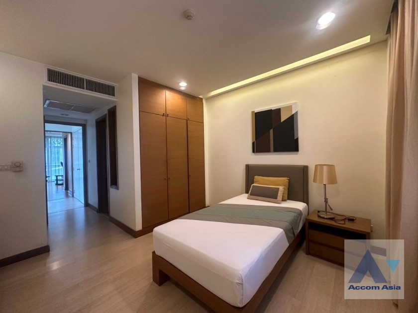 10  3 br Apartment For Rent in Ploenchit ,Bangkok BTS Ploenchit at Set on Landscape Court Yard AA30474