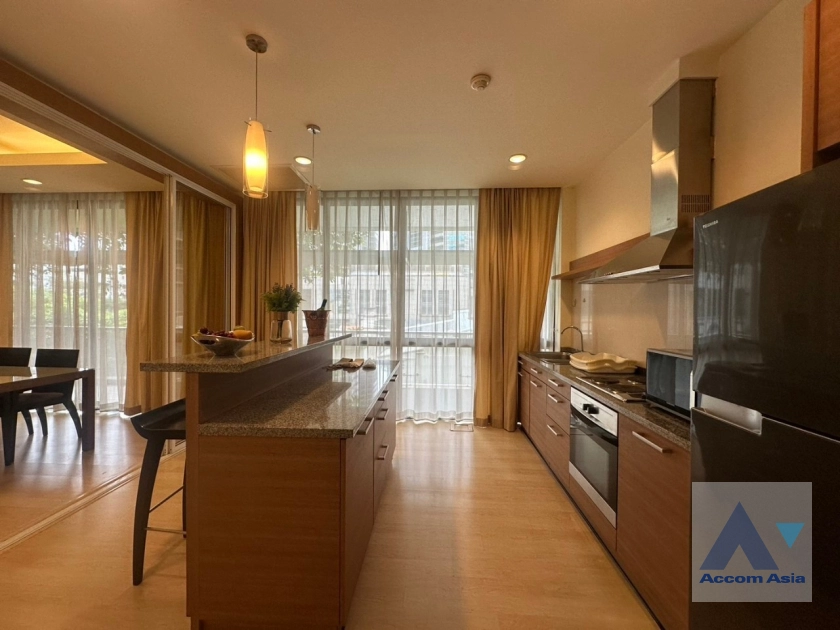 7  3 br Apartment For Rent in Ploenchit ,Bangkok BTS Ploenchit at Set on Landscape Court Yard AA30474