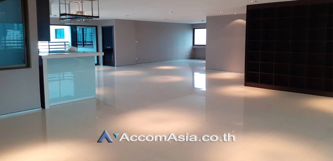  2 Bedrooms  Condominium For Rent in Sukhumvit, Bangkok  near BTS Asok - MRT Sukhumvit (AA30477)