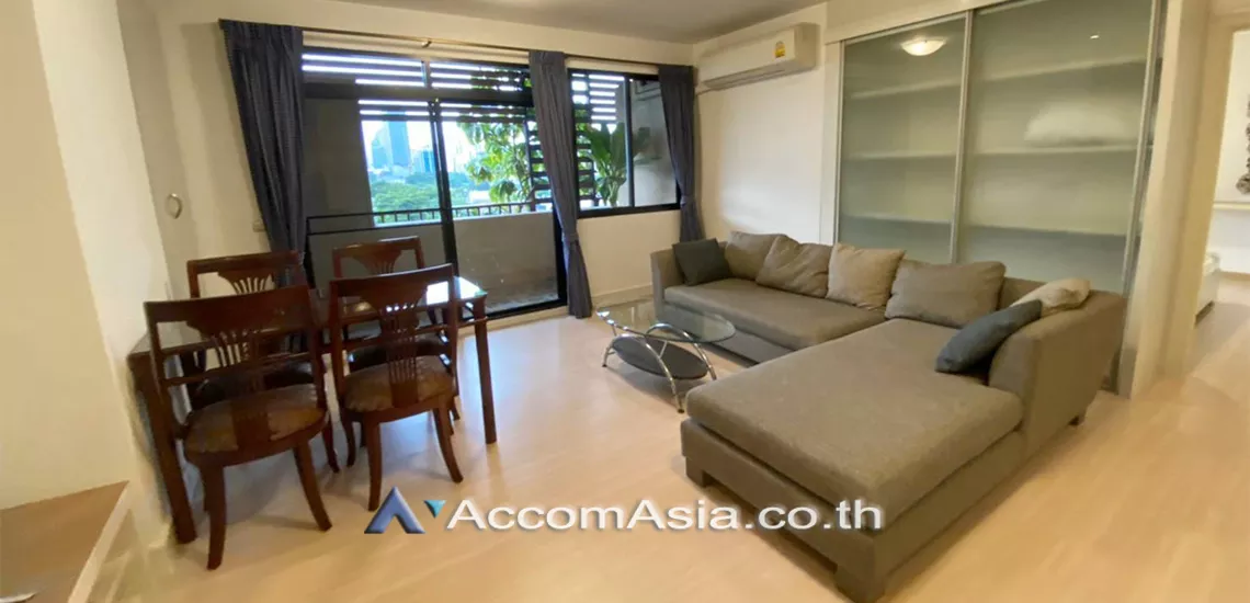 Pet friendly |  2 Bedrooms  Condominium For Rent in Sukhumvit, Bangkok  near BTS Ekkamai (AA30480)