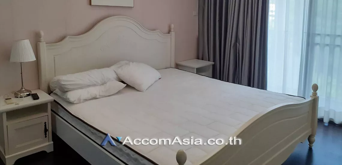  2 Bedrooms  Condominium For Rent in Sukhumvit, Bangkok  near BTS Phrom Phong (AA30505)